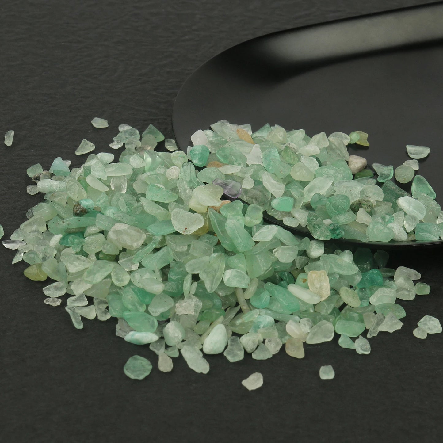 Chips de Cristales Naturales – Energía para Botellas y Rituales Holísticos